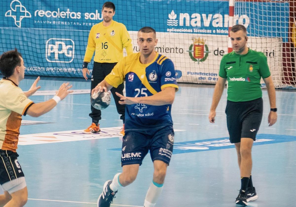 Rares Fodorean, intervenido de una fractura en la mano izquierda