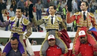 Una triple puerta grande por la libertad en Ciudad Juárez