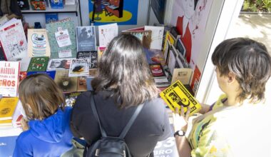 La programación infantil de la Feria del Libro de Sevilla plantea un viaje para conocer que leer es "soñar en voz alta"