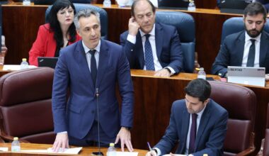 Novillo dice que "hacen más" por el clima "los toros bravos pastando en la dehesa" que la izquierda en la Asamblea