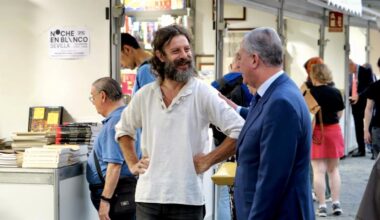 La Feria del Libro Antiguo y de Ocasión de Sevilla registra la "mejor edición del siglo" por el incremento de sus ventas