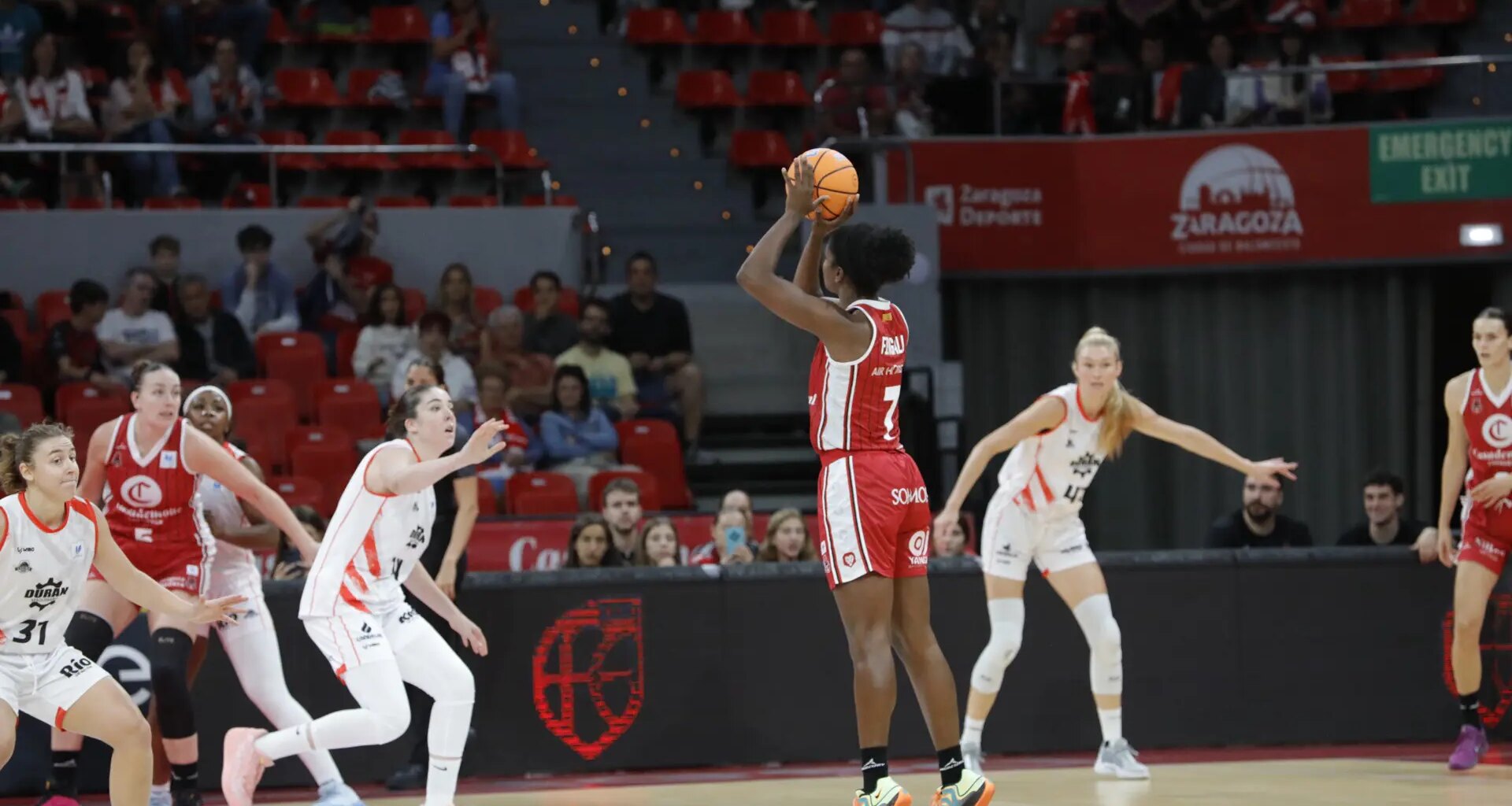 El Casademont Zaragoza activa el modo apisonadora