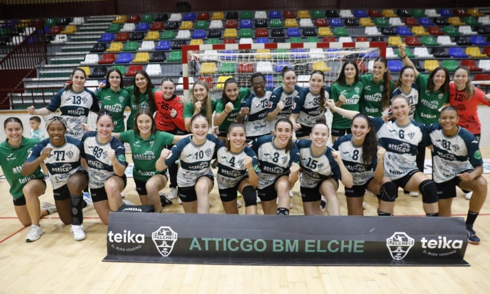 El CBM Elche consigue su primera victoria del curso en el Esperanza Lag a costa de Aula Valladolid (22-17)
