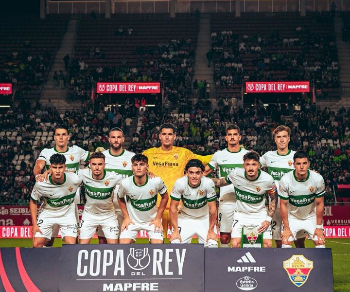 El Elche pasa a la segunda ronda de Copa por la vía rápida ante Los Garres (0-4)