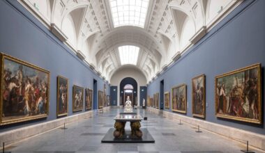 pintada de azul y con una renovada museografía