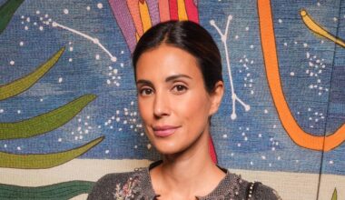 Sassa de Osma sorprende en la boda del año en Córdoba con el vestido que conquistará a las invitadas de otoño