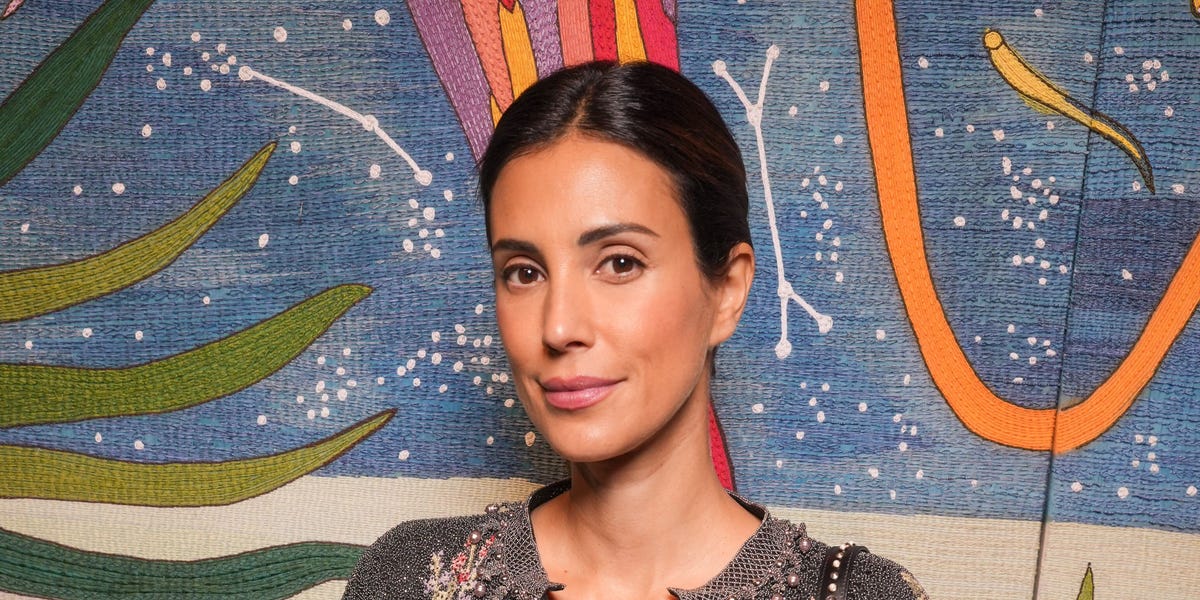 Sassa de Osma sorprende en la boda del año en Córdoba con el vestido que conquistará a las invitadas de otoño