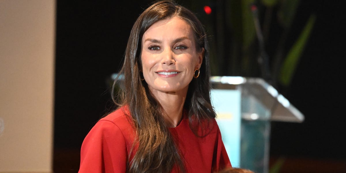 estrena el mismo, en color rojo, de una firma española