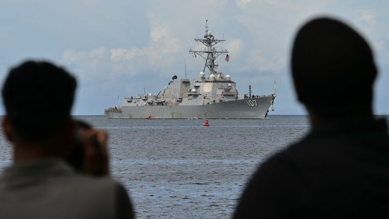 Llega a Trinidad y Tobago un destructor de EE.UU. para llevar a cabo ejercicios militares cerca de Venezuela