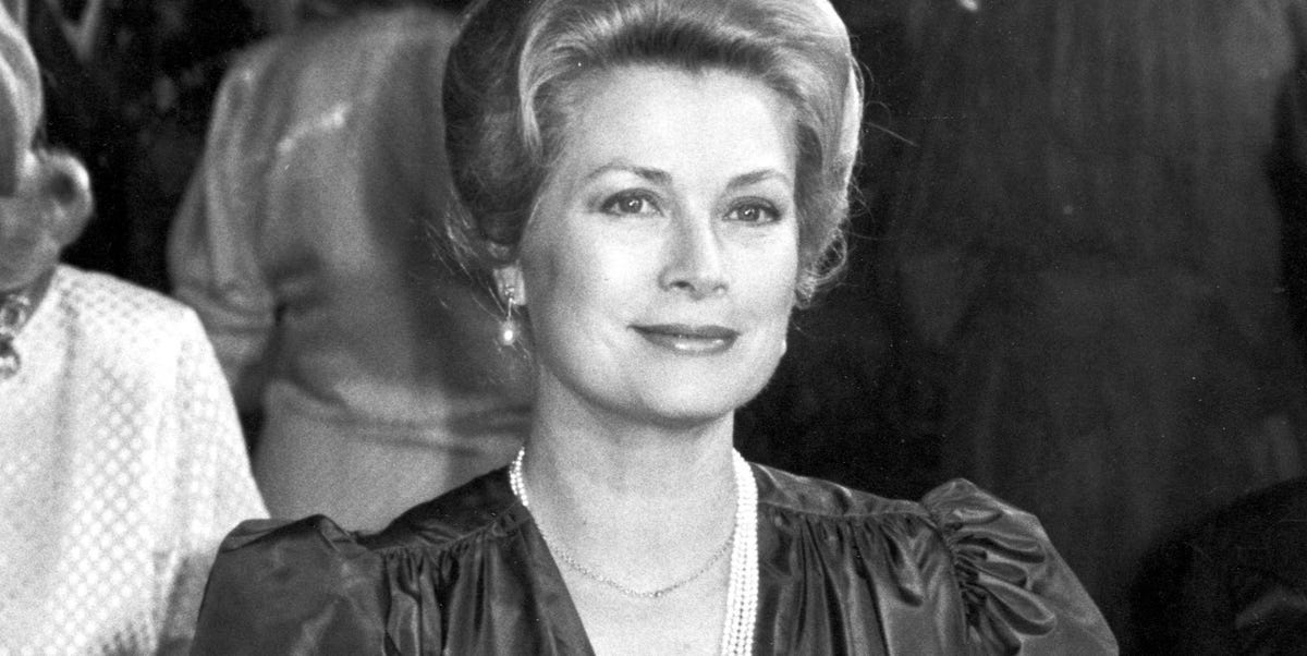 Grace Kelly ya lució en 1980 los mocasines con tacón cómodo que hoy están de moda y lleva la reina Letizia