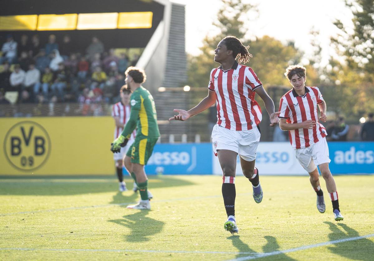 El Athletic golea al Dortmund y camina con paso firme en la Youth League