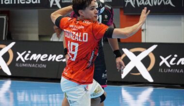 Juan Castro pone a prueba a un Abanca Ademar al alza