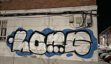 Se expone a 1.500 euros de multa por hacer un grafiti en una fachada