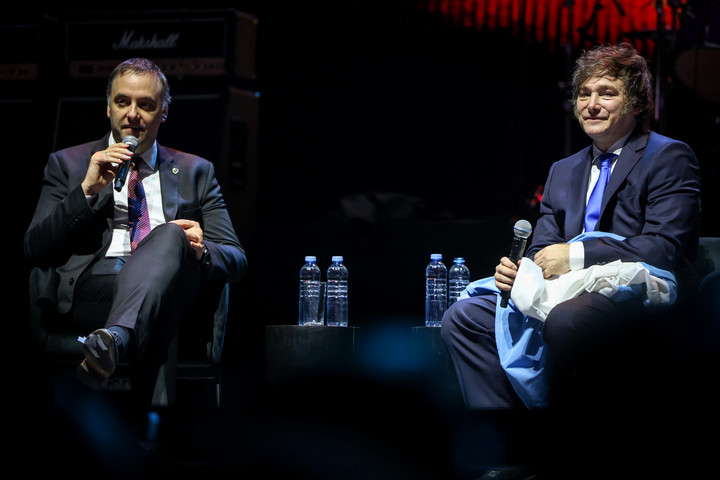 Presentación del libro "La Construcción del Milagro" del presidente Javier Milei, en la ciudad de Buenos Aires, el 6 de octubre de 2025. Foto Cristina Sille / Clarín