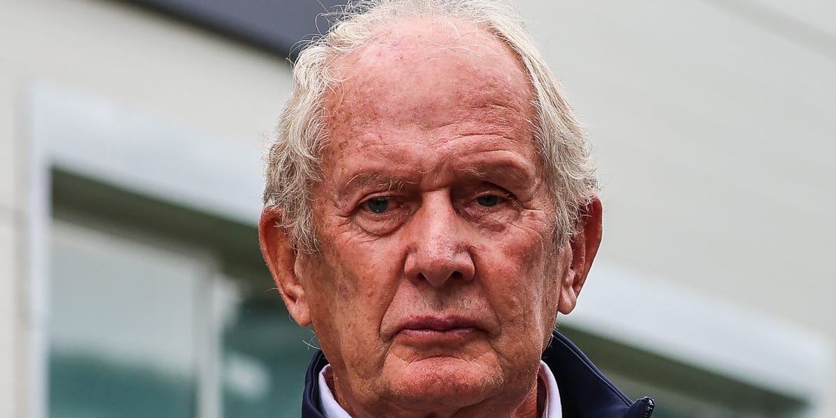 "Él corre, otros van a desfiles..."