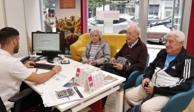 Primer día de venta de viajes del Imserso en Galicia: «Queremos viajar en marzo, pero seguramente mañana no quedará nada» - La Voz de Galicia