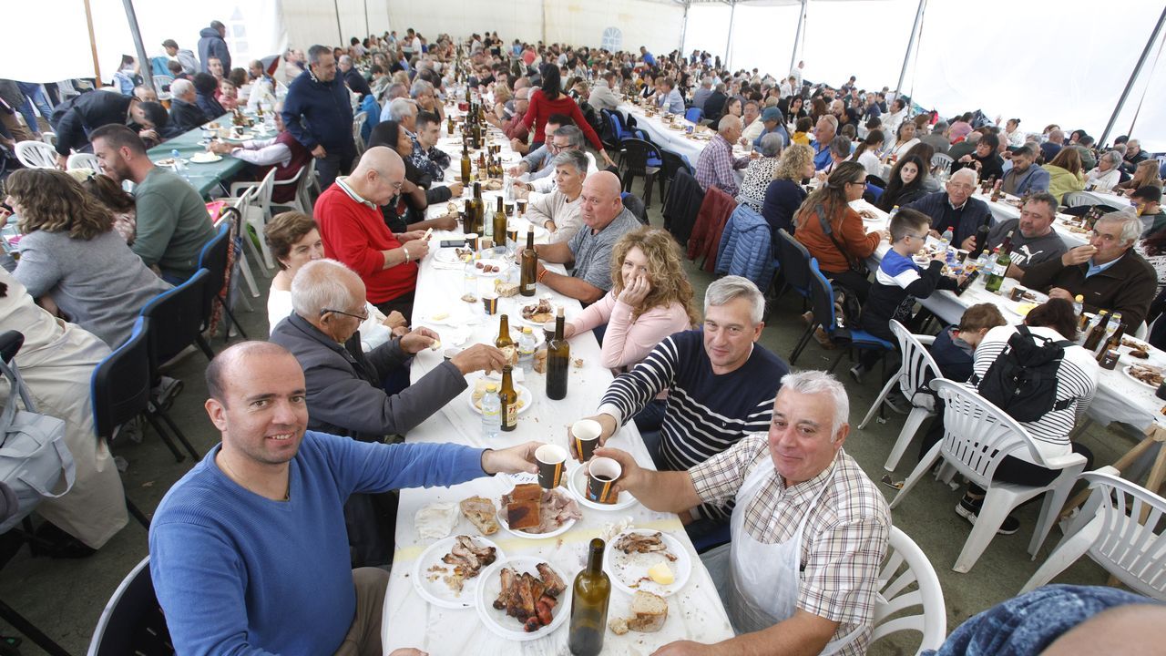 La fiesta del niño de Xuntos por Lugo se estrenó con un lleno en A Ponte - La Voz de Galicia