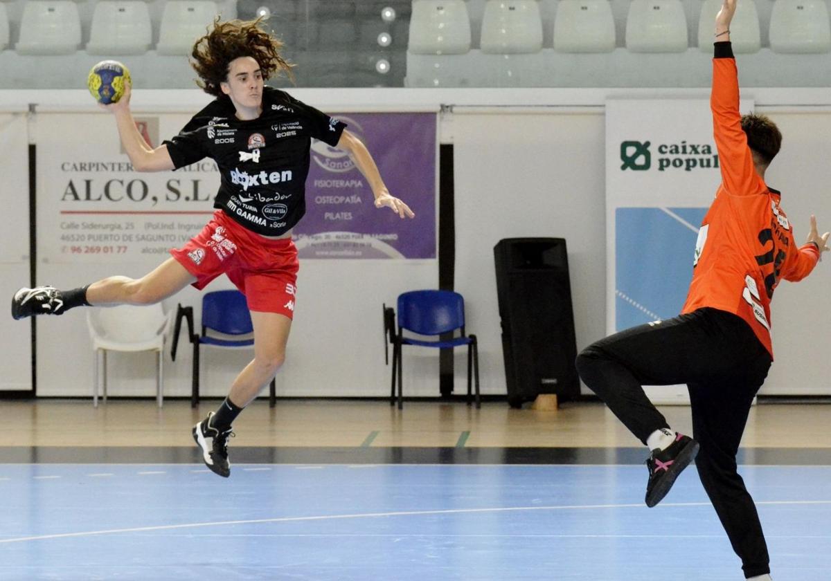 El Balonmano Mislata deja su invicto en Leganés, pero sigue arriba en la clasificación
