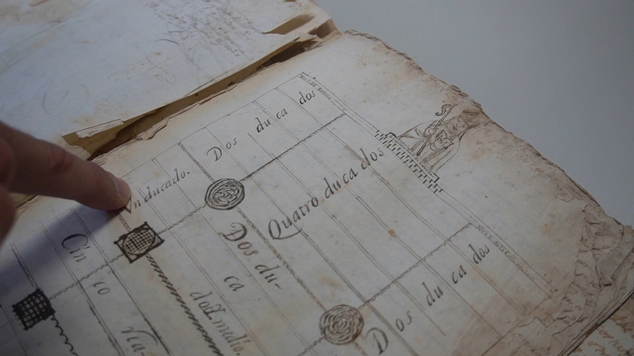 La curiosa historia del libro de difuntos del siglo XVII que regresa a Cobeña