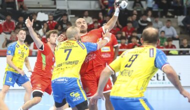 El Bada Huesca no sabe ganar, pero no pierde (29-29)