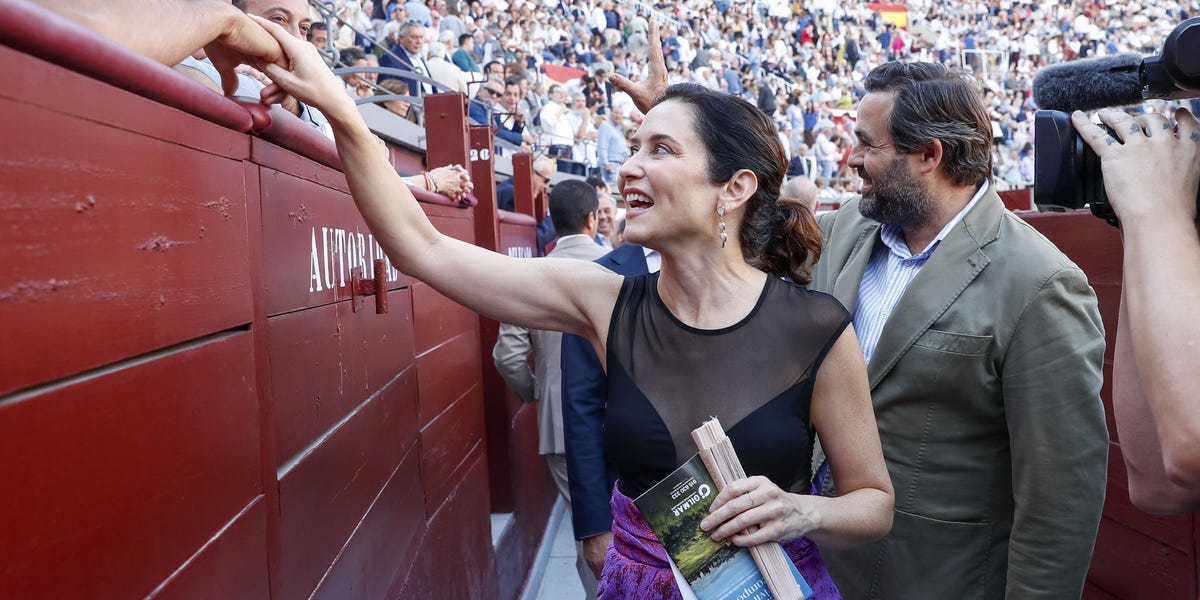 Isabel Díaz Ayuso impacta con transparencias en Las Ventas