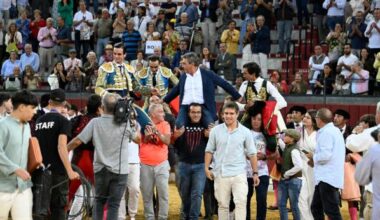 Cierre triunfal de temporada de toros en Jaén, todos a hombros con los victorinos