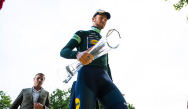 Jonathan Milan rompió la sequía italiana en el Tour  