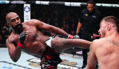 noquea a Miocic y anuncia su continuidad
| Relevo