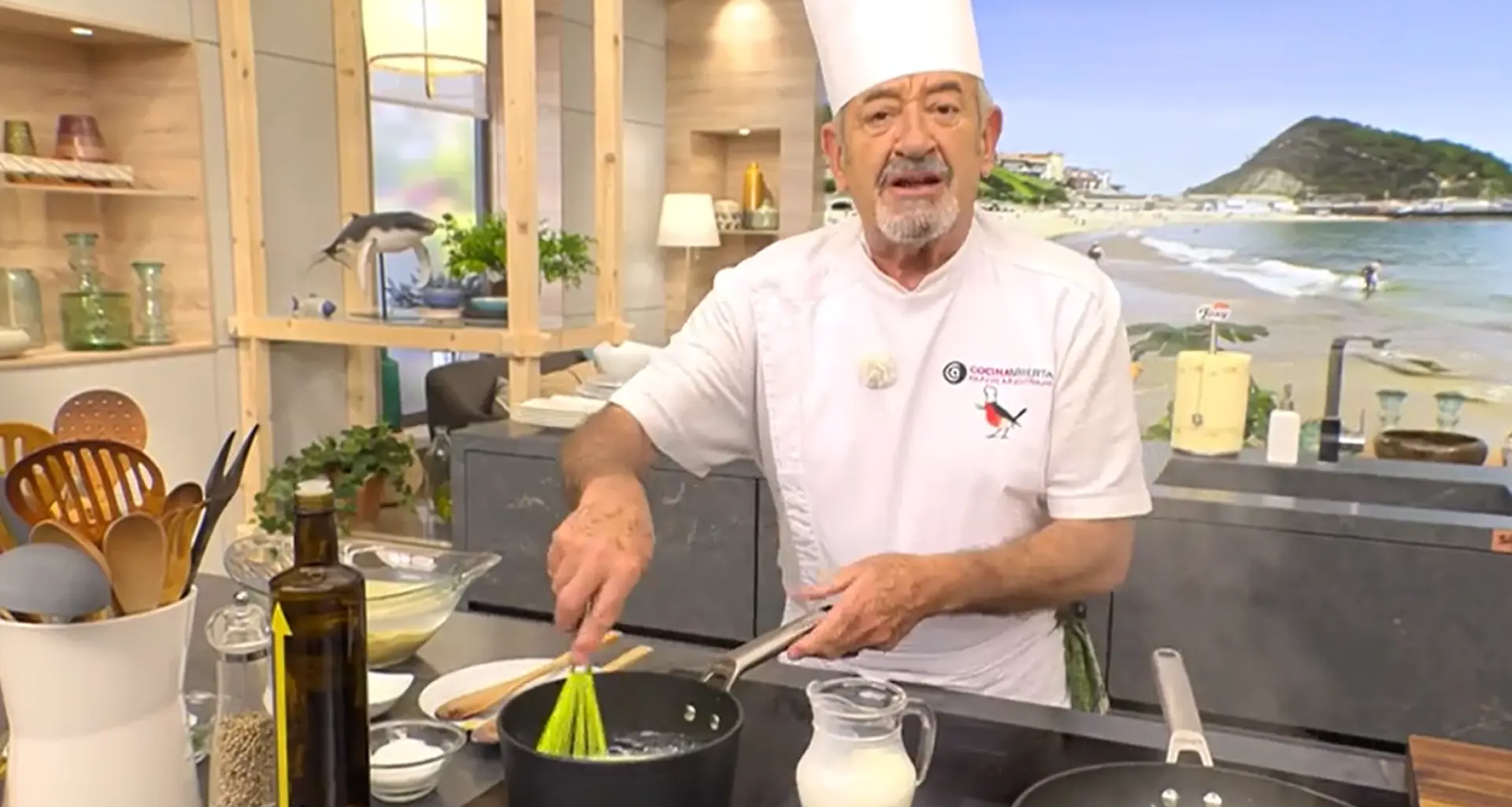 El aplaudido consejo de Karlos Arguiñano a los jóvenes sobre la importante relación entre la comida y el estudio