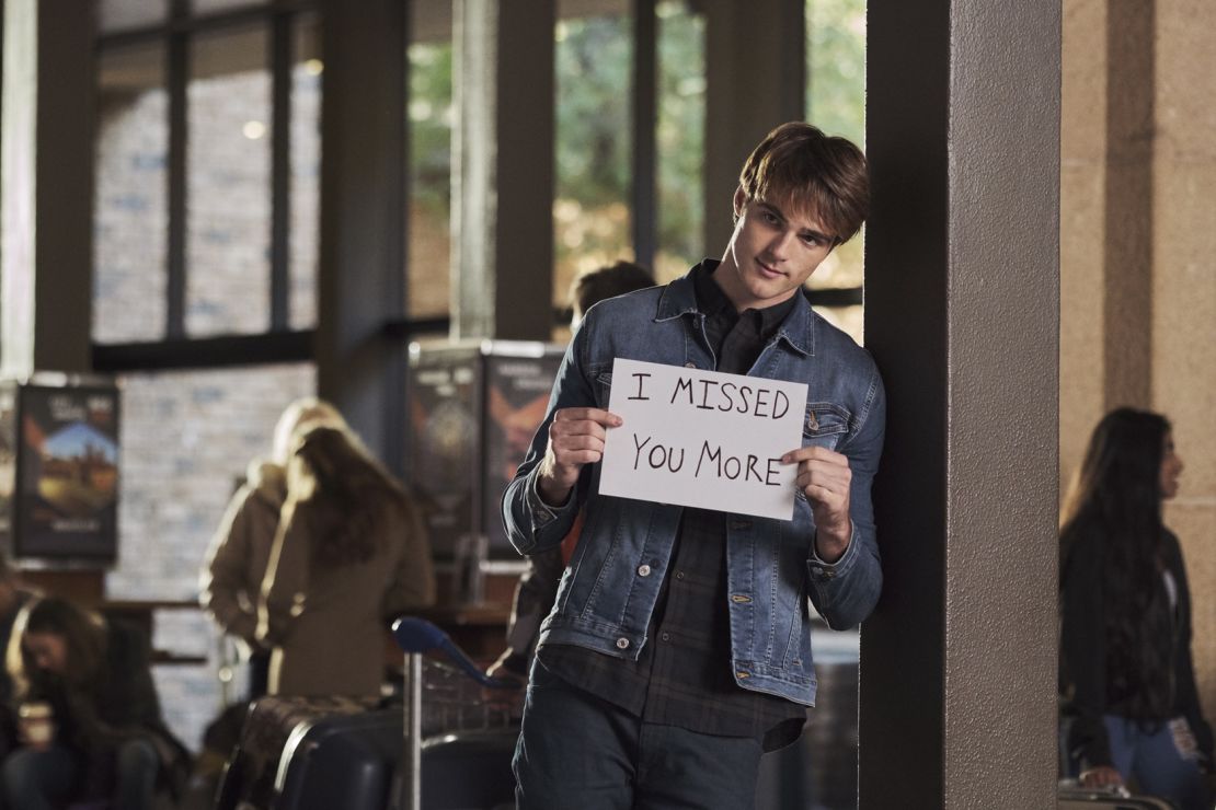 “The Kissing Booth 2”.