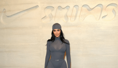 La línea de lencería Skims de Kim Kardashian lanza una tanga con vello púbico postizo incorporado