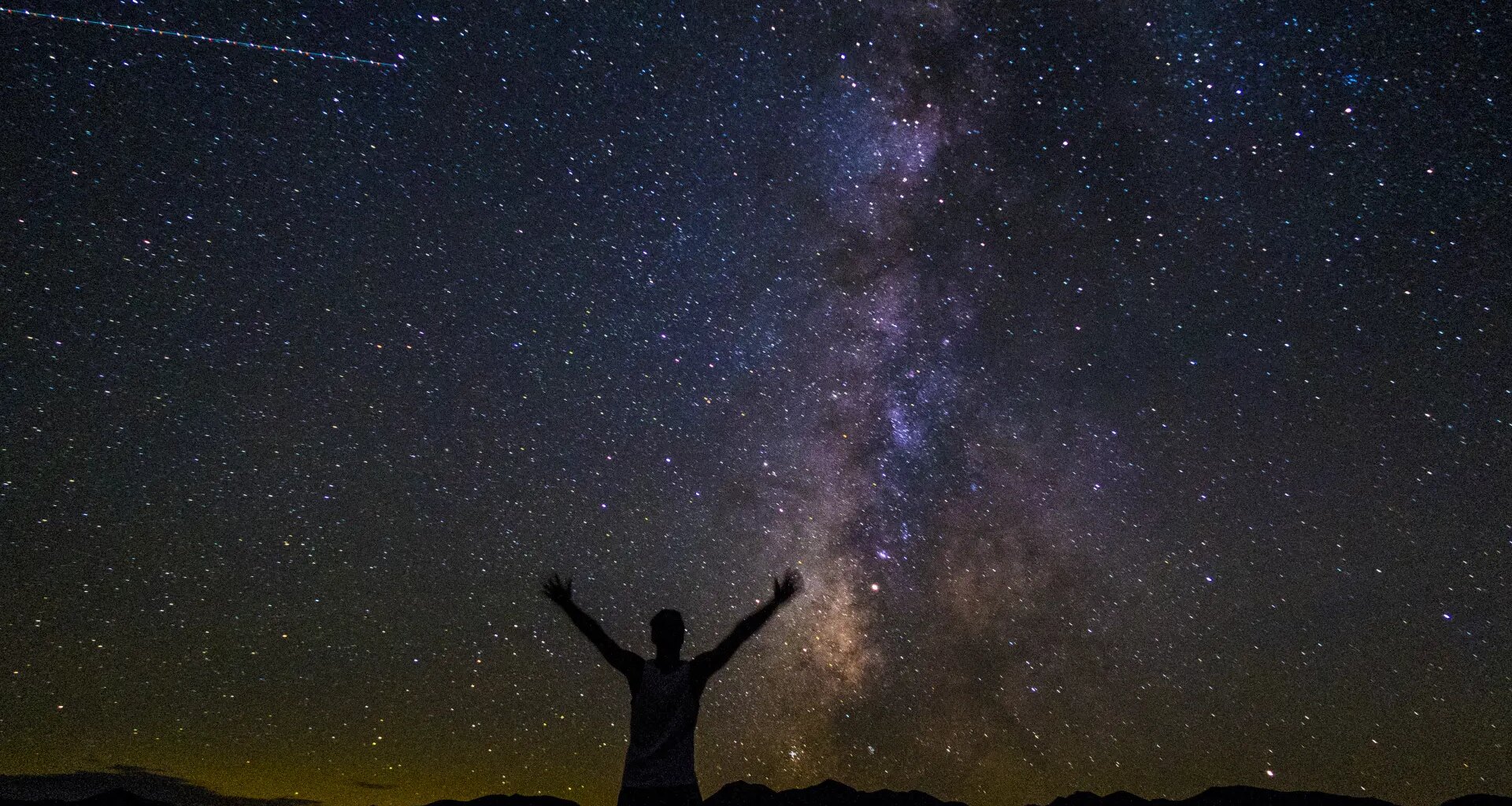 varios fotógrafos capturan un fenómeno luminoso extremadamente raro