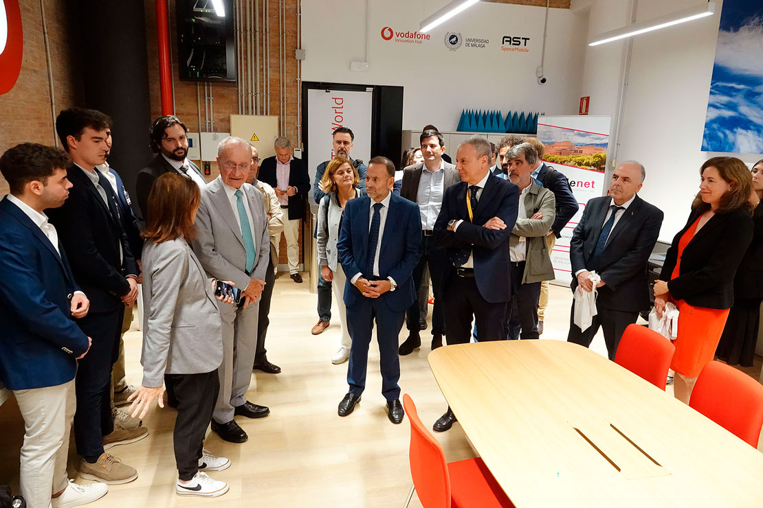 La UMA alberga un laboratorio para llevar la cobertura móvil por satélite a toda Europa