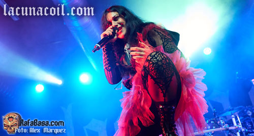 Crónica de LACUNA COIL + NONPOINT en Madrid y fotos de Sevilla