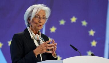 El BCE mantendrá hoy los tipos en el 2% tras una reunión de transición