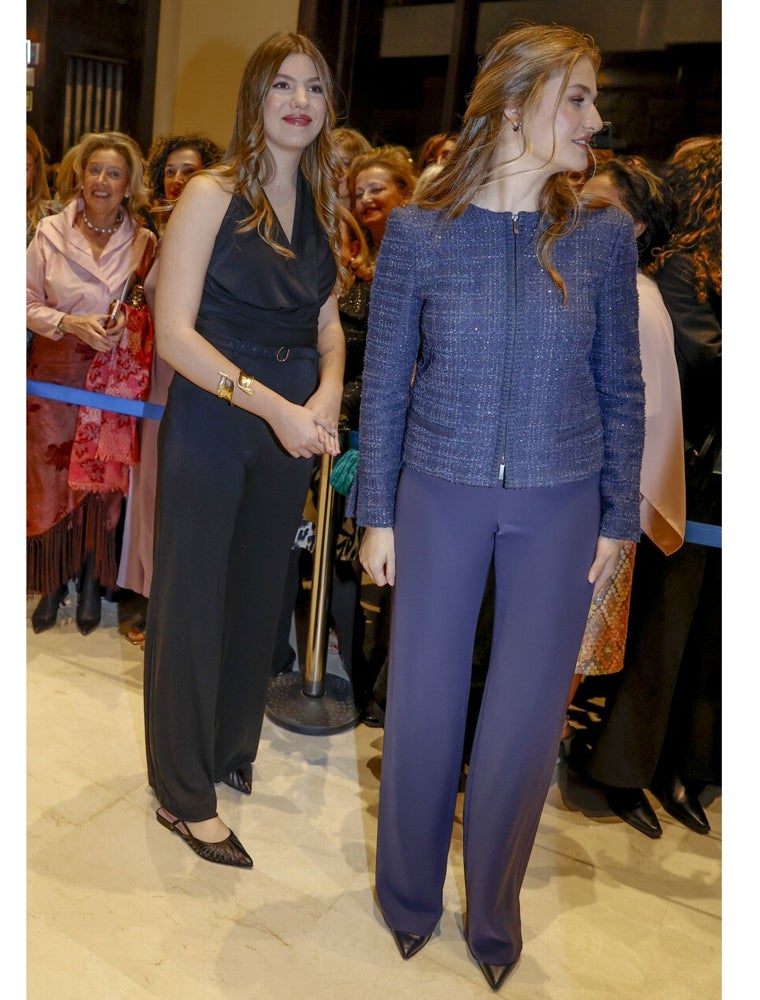 La Infanta Sofía y la Princesa Leonor.