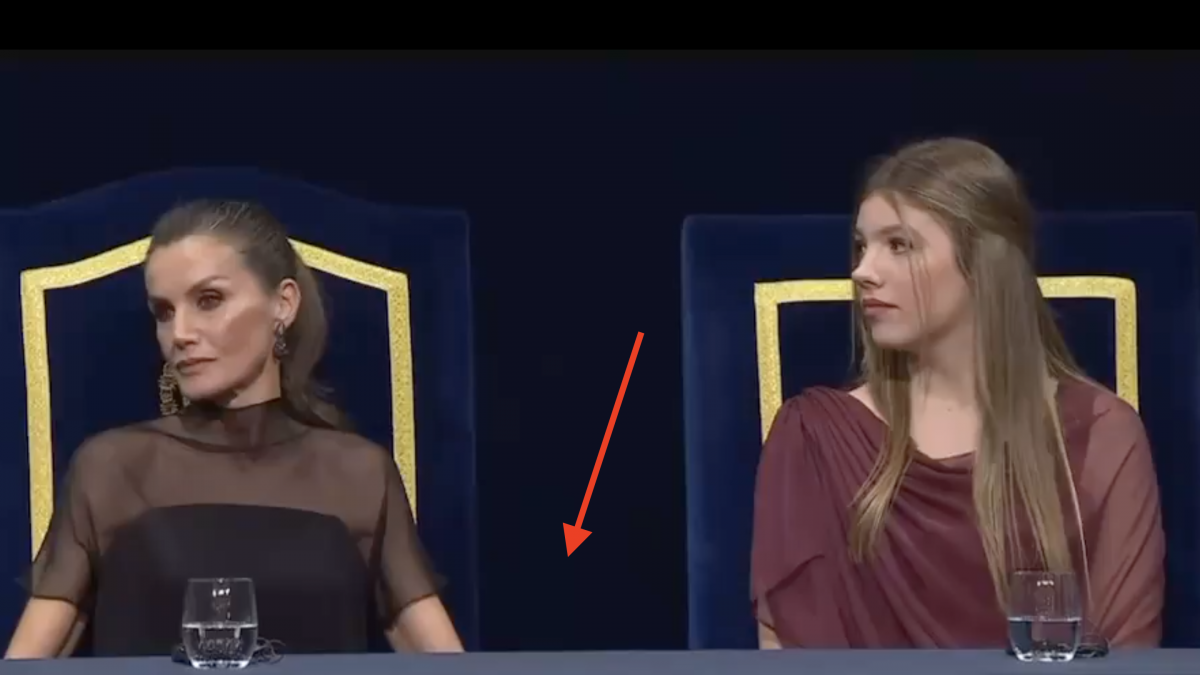 Dura cuatro segundos pero este gesto de la infanta Sofía con Letizia dice mucho más de lo que parece
