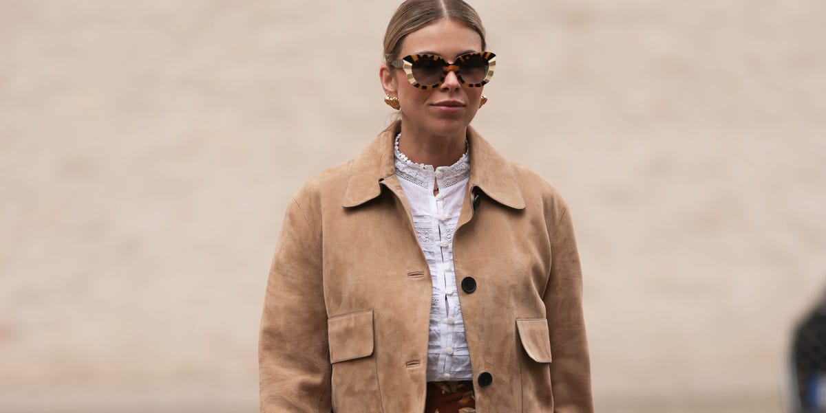 Zara rebaja por sorpresa a 17 euros su chaqueta de ante de tendencia de otoño más clásica y elegante de 2025