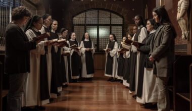 un drama de la directora de 'Cinco lobitos' sobre una joven que quiere ser monja de clausura