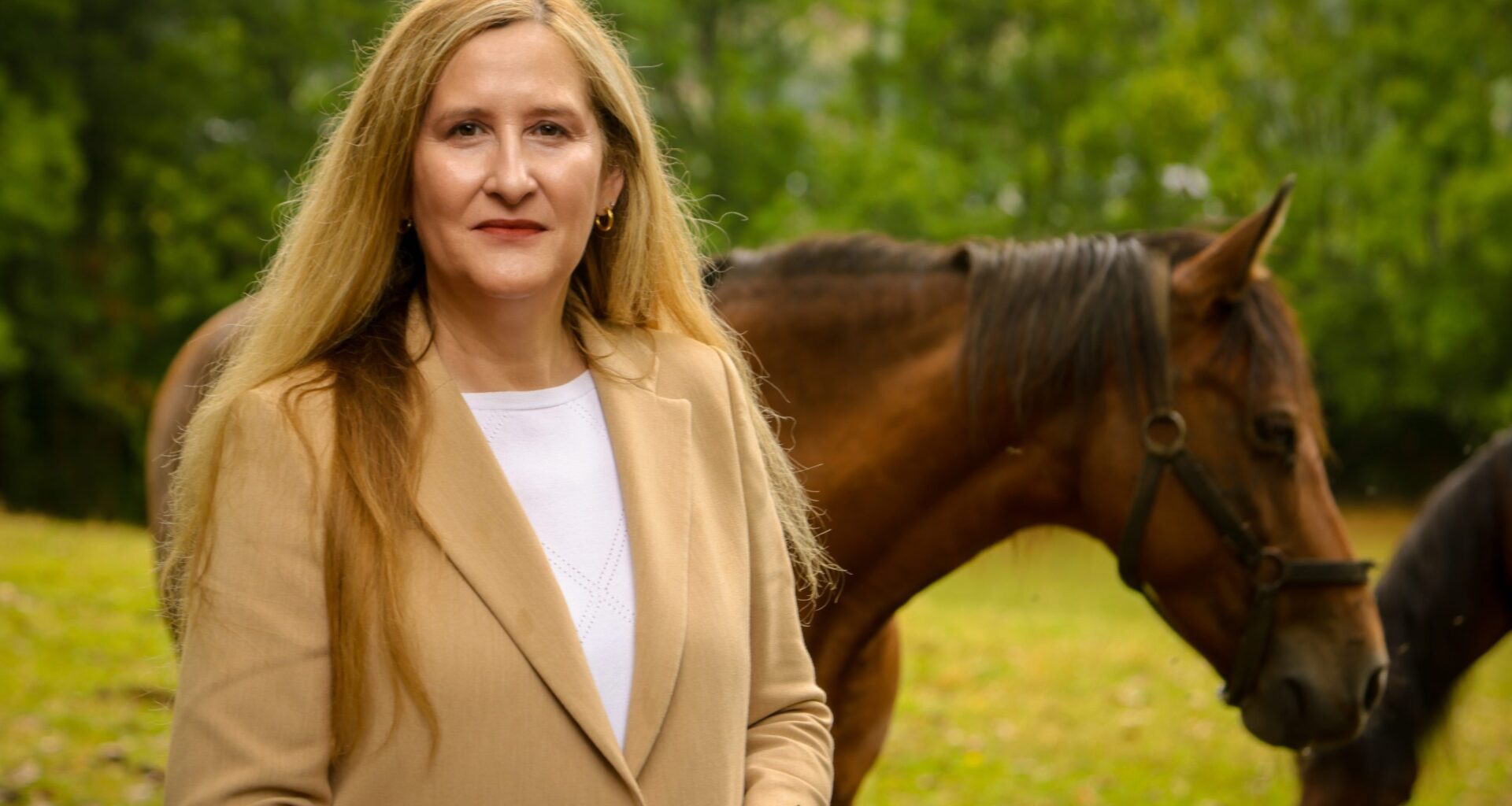 Luz Gabás: “Siento un afecto especial por las librerías que sobreviven en los pueblos”