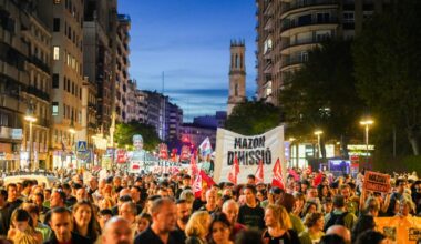 Lo que ha emitido la televisión pública valenciana durante la manifestación contra Mazón es de ver y no creer