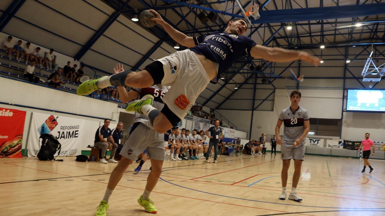 El Mare Nostrum logra su primer punto en liga frente a Marni en la tercera jornada de Primera Nacional de Balonmano