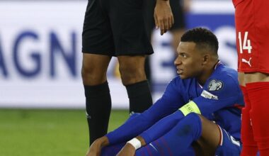 Mbappé regresa a Madrid lesionado
