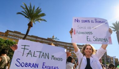 Casi la mitad de los médicos del Servicio Andaluz de Salud secunda la huelga convocada este viernes contra el Ministerio