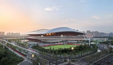Inauguración del Centro Internacional de Fútbol de Xian proyectado por Zaha Hadid Architects