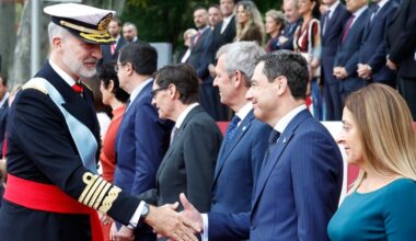 Juanma Moreno admite que la crisis del cáncer de mama le puede costar la mayoría absoluta en Andalucía