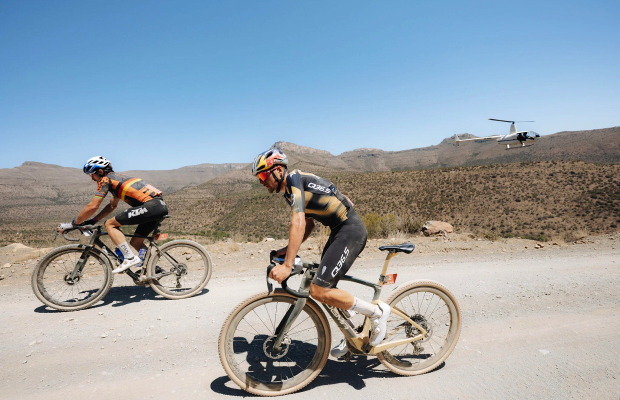 Tom Pidcock gana etapa en la Gravel Burn y Dubau-Prévot vuelve a vencer para recortar distancias en la general