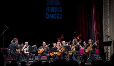 La Orquesta de Plectro Ciudad de los Califas de Córdoba pone en pie al Festival Música ONCE