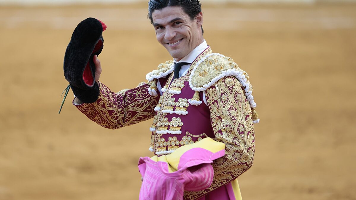 El torero Pablo Aguado lleva tres años enamorado de una joven ganadera