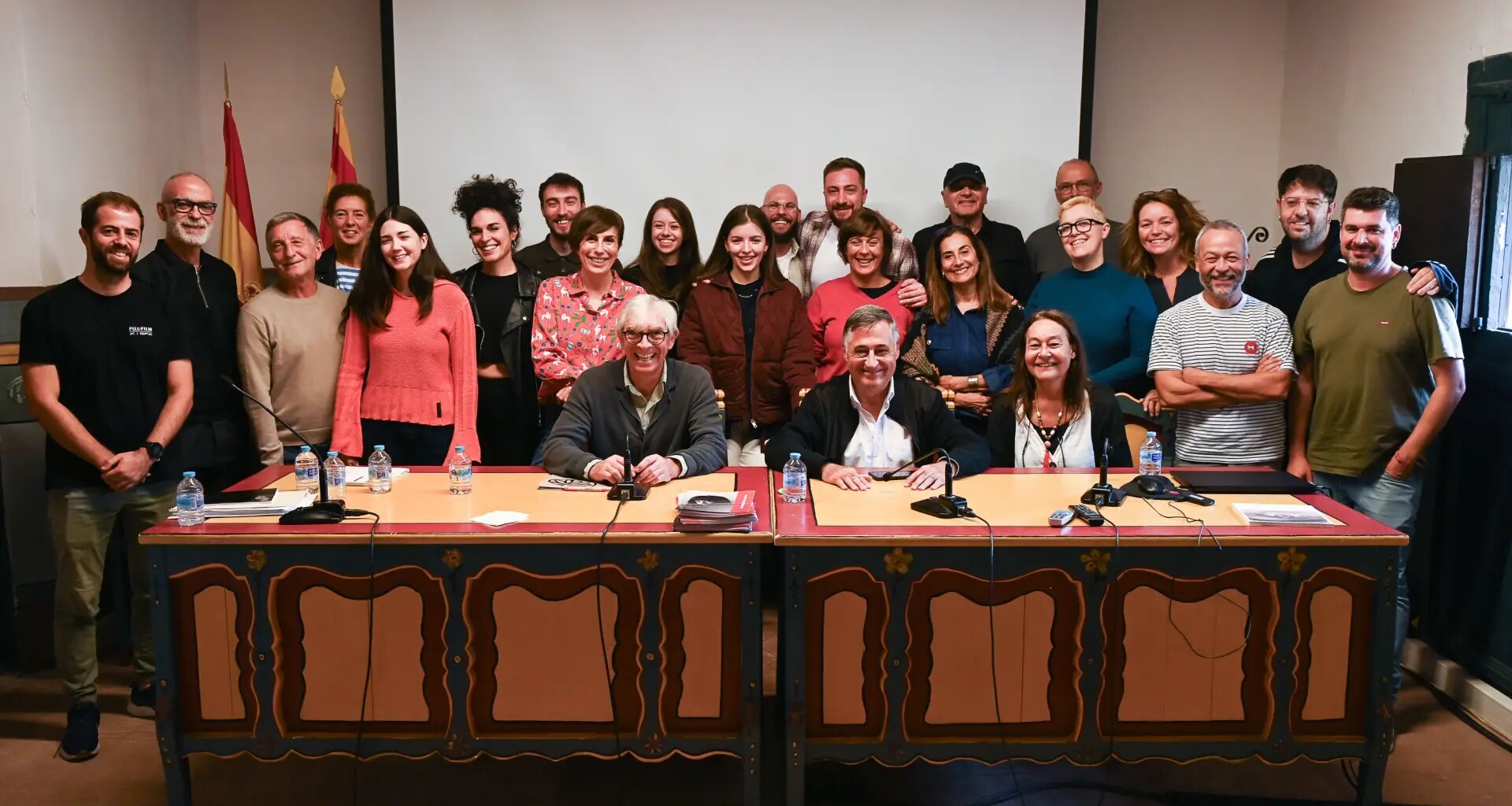 El Seminario de Fotografía en Albarracín cierra con la entrega de becas a talentos emergentes del sector - heraldo.es